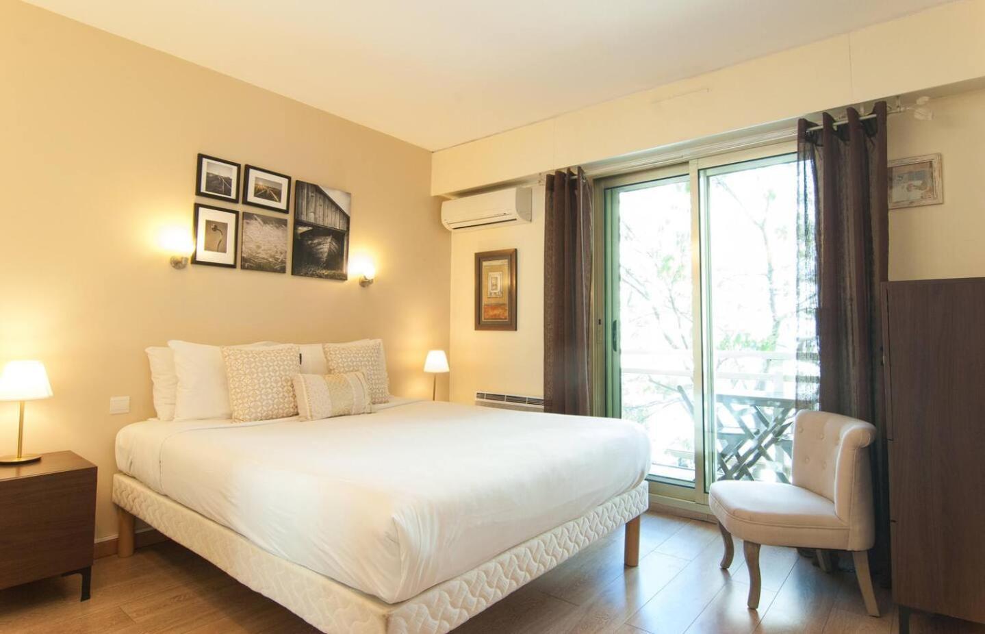 Elegant Apt W/2 Terraces/Mins To Beach & Shops Антиб Екстериор снимка